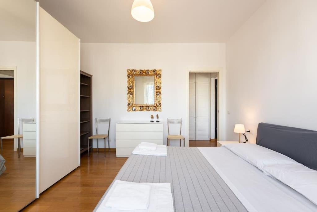 Belfiore2 1 Bedroom Apt By The Railways Station Apartamento